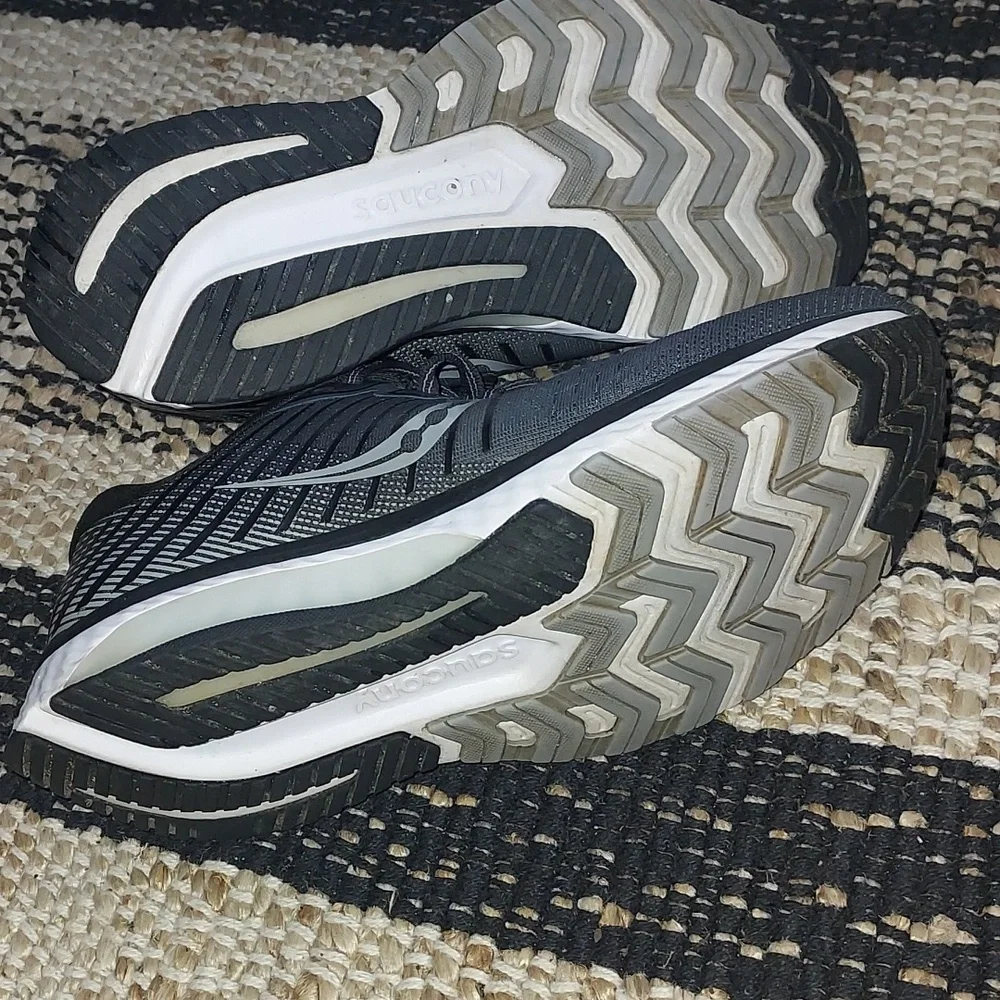 Saucony Power Run Guide 13 Shoes - Picture 5 of 8